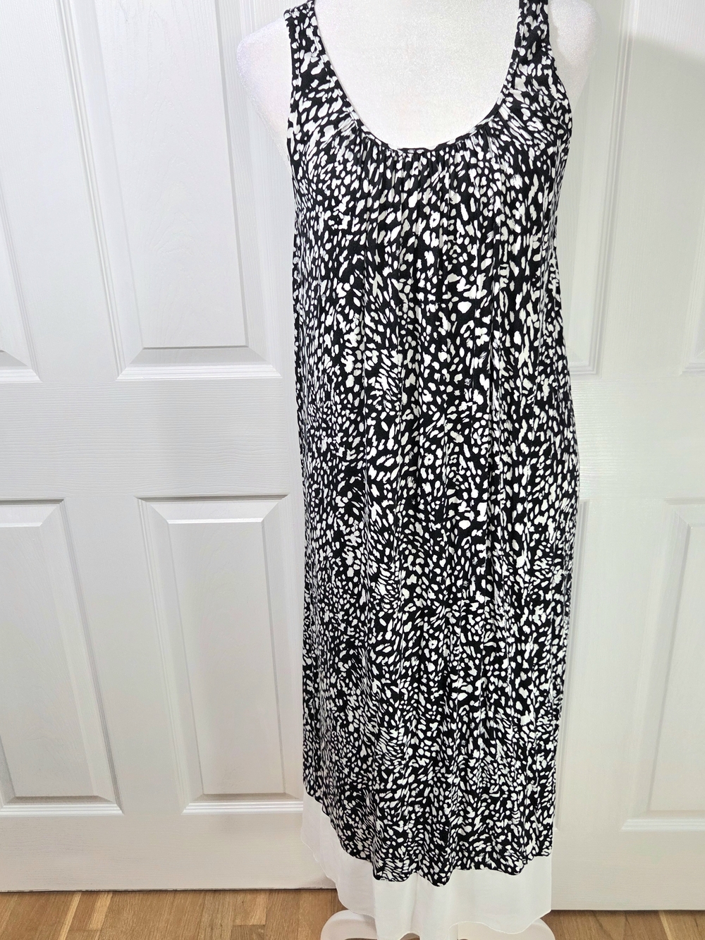 Anne Klein Black and White High-Low Dress Sz L